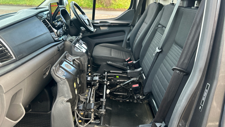 Ford Transit Custom 280 L1 Diesel Fwd 2.0 EcoBlue 130ps Low Roof Limited Van